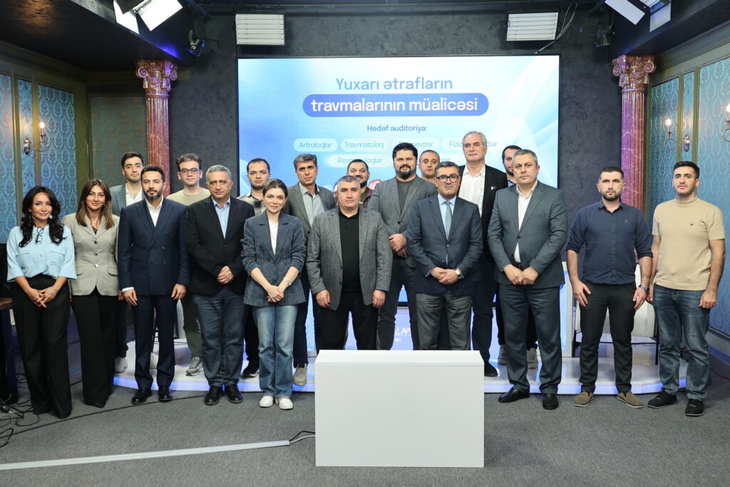 BAKIDA "YUXARI ƏTRAFLARIN TRAVMALARININ MÜALİCƏSİ" KONFRANSI KEÇİRİLİB